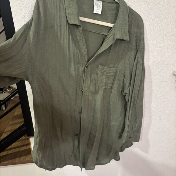 Kona Sol Green Linen Cover Up Top - Picture 5 of 5